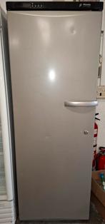Miele wijnkast zilver 6 laden, Elektronische apparatuur, Koelkasten en IJskasten, Ophalen, Gebruikt