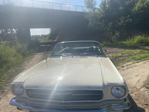 Ford Mustang Cabriolet V8 1965, Autos, Ford USA, Particulier, Mustang, Essence, Cabriolet, 2 portes, Automatique, Blanc, Noir