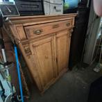 Oude kast met 2 leeuwen koppen met geel koper ring, Enlèvement