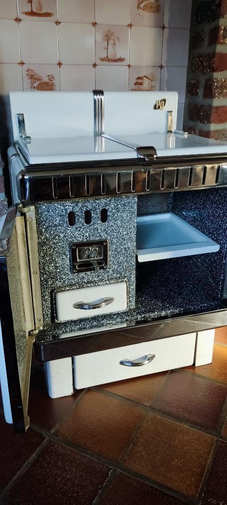 Vintage cuisinaire (kookfornuis)in topstaat, Huis en Inrichting, Keuken | Keukenelementen, Zo goed als nieuw, Minder dan 100 cm