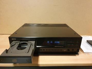 Denon Compact Disc CD Player DCD-3520