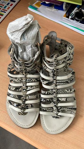 San Oliver - Sandalen met slangenleer motief maat  39  beschikbaar voor biedingen