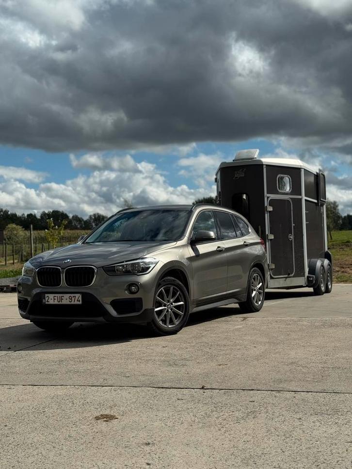 Mooie BMW X1 met veel opties te koop!, Auto's, BMW, Particulier, X1, ABS, Achteruitrijcamera, Airbags, Airconditioning, Apple Carplay