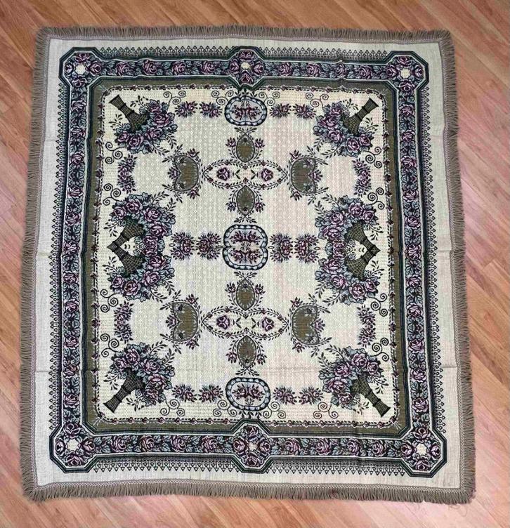 Vintage tafelkleed bloemmotief 165/150, Huis en Inrichting, Keuken | Textiel, Gebruikt, Geel, Ophalen of Verzenden