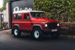 Land Rover Defender 90 // RETROSPEC // APPLE CARPLAY // ALCA, Auto's, 90 kW, Zwart, USB, Alcantara