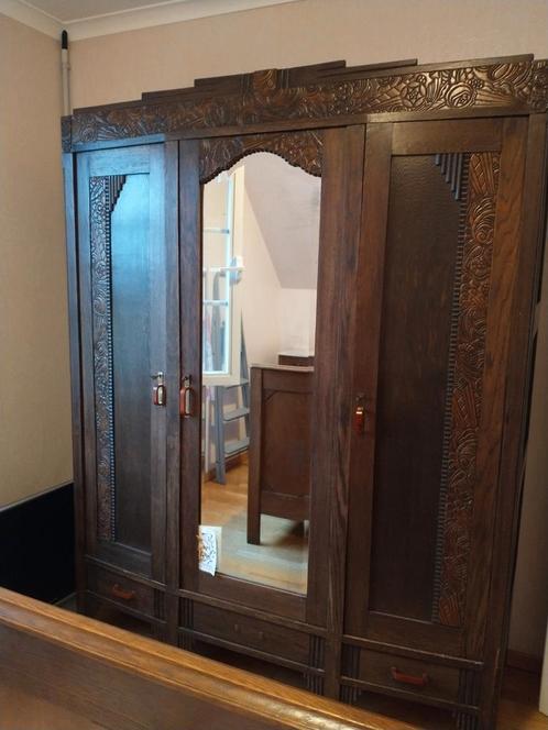 Slaapkamer (alles apart te koop) Bed / Kleerkast/ Nachttafel, Huis en Inrichting, Slaapkamer | Complete slaapkamers, Ophalen