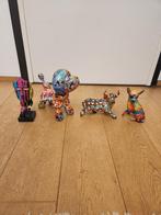 Lot van 4 prachtige beeldjes, Enlèvement