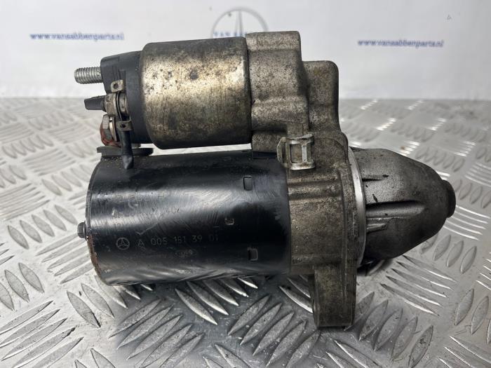 Startmotor van een Mercedes E-Klasse, Auto-onderdelen, Motor en Toebehoren, Mercedes-Benz, Gebruikt, 3 maanden garantie