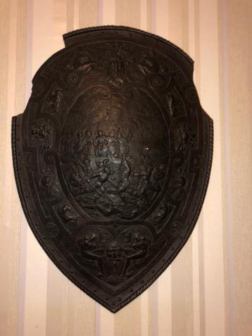 Wapenschild beschikbaar voor biedingen