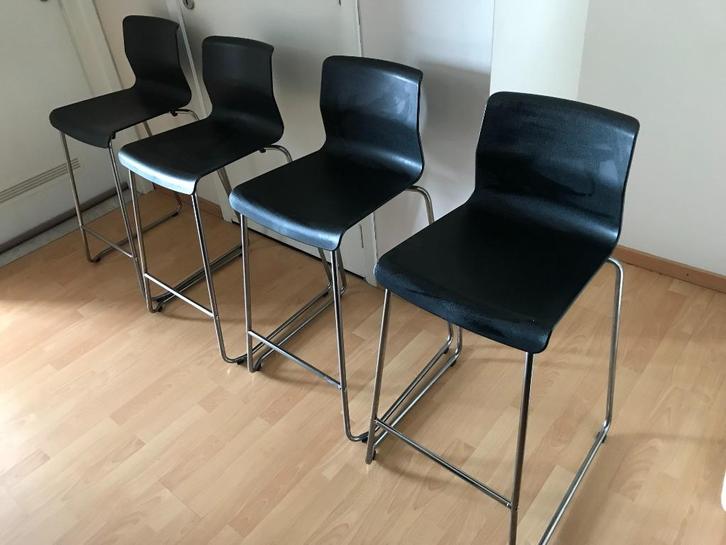 Set van 4 Barkrukken - Stoelen Ikea 'GLENN' Zwart 66Cm hoog, Huis en Inrichting, Barkrukken, Gebruikt, Kunststof, Ophalen