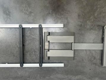 Vogel TV muurbeugel Thin345 Silver voor TVs 32 tot 55inch. beschikbaar voor biedingen