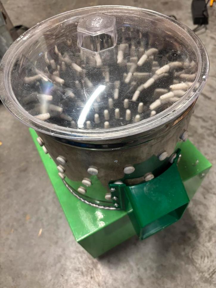 Plukmachine, Doe-het-zelf en Bouw, Bouwverlichting, Zo goed als nieuw, Ophalen