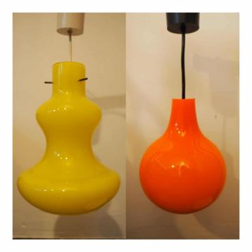 Space Age gele opaline hanglamp, 1970s beschikbaar voor biedingen