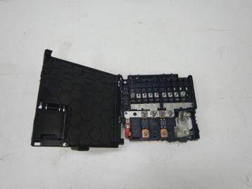 Range Rover Evoque II L551 Zekering Kast K8D214N073AB beschikbaar voor biedingen