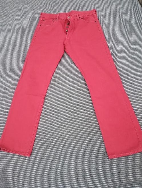 Rode Levi's jeans 501....oud maar nieuwstaat...0478028005, Kleding | Heren, Broeken en Pantalons, Zo goed als nieuw, Ophalen of Verzenden