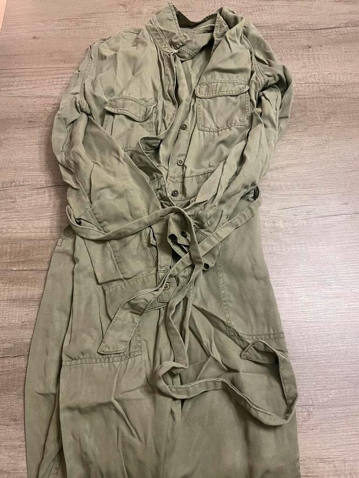 Broekpak - C&A, Kleding | Dames, Jumpsuits, Zo goed als nieuw, Maat 38/40 (M), Groen, Ophalen of Verzenden