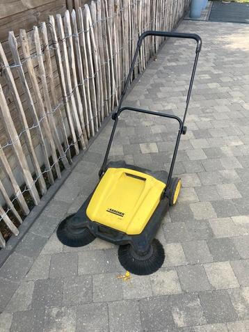 Karcher veegmachine beschikbaar voor biedingen