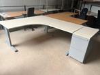 Hoekbureau Pami 200x180x 80 cm hoogte instelbaar onderstel, Ophalen, In hoogte verstelbaar, Gebruikt, Bureau
