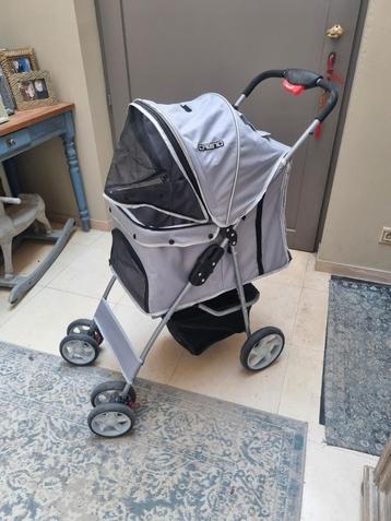 Buggy voor honden beschikbaar voor biedingen