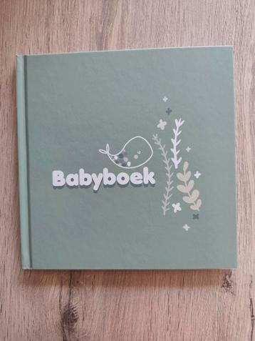 Babyboek - Invulboek 1ste levensjaar beschikbaar voor biedingen