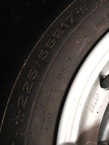 Dunlop Winterbanden 225/55R17 101V op alu velg!  beschikbaar voor biedingen