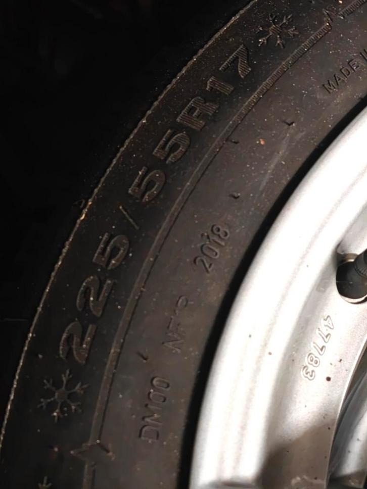 Dunlop Winterbanden 225/55R17 101V op alu velg!, Auto diversen, Autosport-onderdelen, Gebruikt, Ophalen