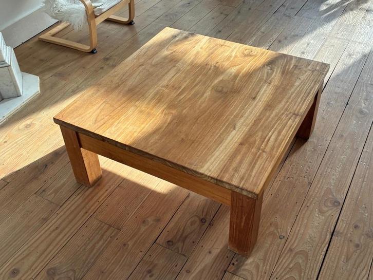 Table basse en teck massif – 80x80 cm, Maison & Meubles, Tables | Tables de salon, Utilisé, Moins de 50 cm, 50 à 100 cm, 50 à 100 cm