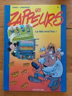 BD - Les Zappeurs - la télé rends fou - Ernst - Janssens, Ophalen of Verzenden, Ernst Janssens, Zo goed als nieuw, Eén stripboek