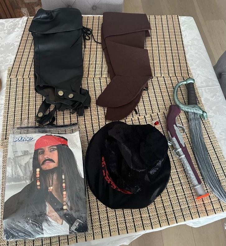 partij carnavalkledij en accessoires, Kleding | Heren, Kostuums en vesten, Gedragen, Ophalen of Verzenden