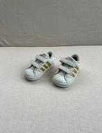 Schoenen Adidas maat 19, Ophalen, Adidas, Schoentjes, Jongetje of Meisje