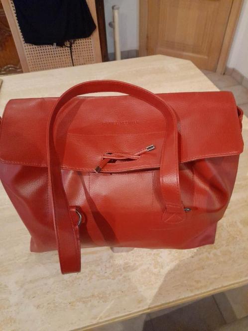 Redelijk grote bordeaux handtas 'Daniel Hechter' van LDADPR, Handtassen en Accessoires, Tassen | Damestassen, Nieuw, Handtas, Rood