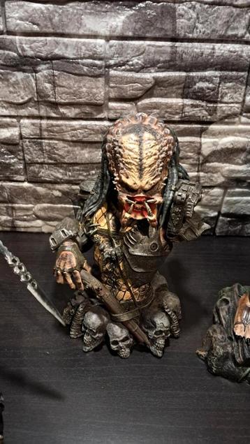 Palisades predator mini busts beschikbaar voor biedingen