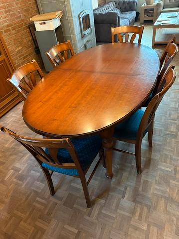 Tafel kerselaar - verlengbaar - met 6 stoelen beschikbaar voor biedingen