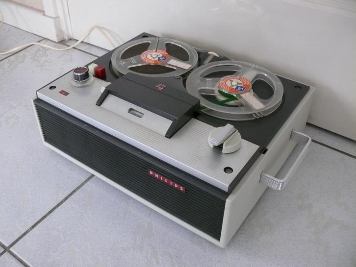 Perfect spelende bandrecorder Philips EL3551 - 4 sporen, Audio, Tv en Foto, Bandrecorder, Bandrecorder, Met stofkap, Met banden
