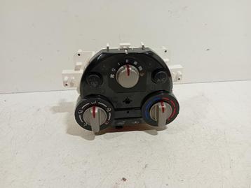 PANNEAU DE COMMANDE RADIATEUR Note (E12) (275133VU9E), Utilisé, Nissan