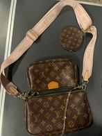 Sac a main louis Vuitton multi pochette, Handtassen en Accessoires, Zo goed als nieuw, Roze, Overige merken, Leer