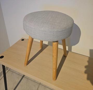 Maison du Monde kruk - vintage ronde poef beschikbaar voor biedingen
