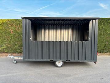 Verkoopwagen, foodtruck, kassa, bar, mobiele keuken beschikbaar voor biedingen