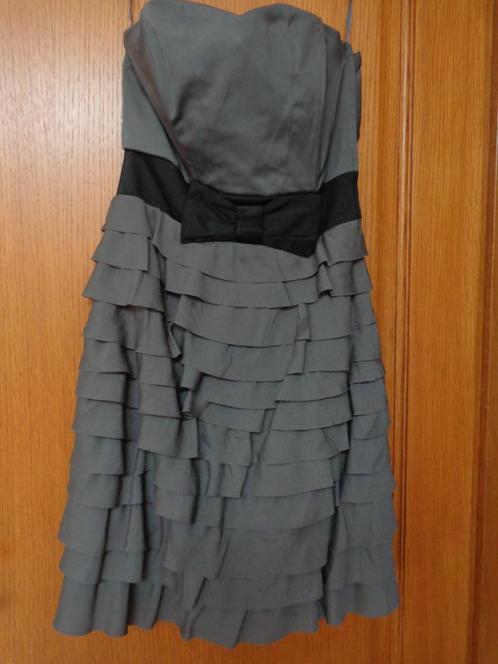 Robe bustier à volants T38, Vêtements | Femmes, Robes, Comme neuf, Taille 38/40 (M), Gris, Longueur genou, Enlèvement ou Envoi