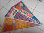 nba pennants/vanen Detroit Pistons Rodman Lakers 3x, Ophalen of Verzenden, Gebruikt, Vaantje of Sjaal