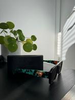 Prada zonnebril, Zonnebril, Ophalen of Verzenden, Zo goed als nieuw, Prada