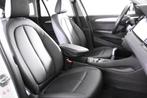 BMW X1 sDrive 1.8i *1ste Eigenaar*Leer*Panoramadak*Trekhaak*, Auto's, Leder, Bedrijf, 5 deurs, 3 cilinders
