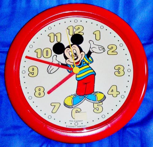 Horloge murale AVRONEL ronde Mickey, quartz, 21 cm NEUVE, Huis en Inrichting, Woonaccessoires | Klokken, Nieuw, Wandklok, Analoog