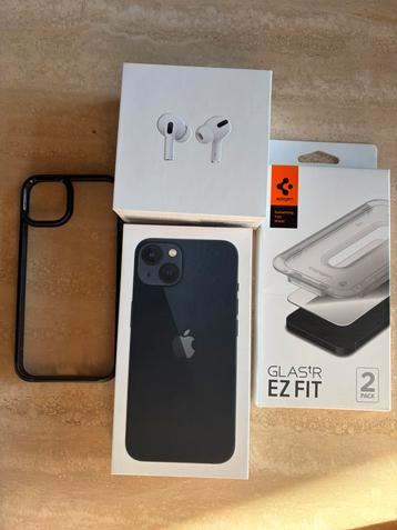 Iphone 13 512GB + Airpods Pro gen1 beschikbaar voor biedingen