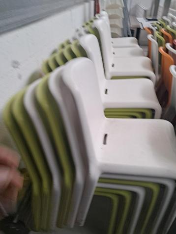 Pedrali stoelen 70st beschikbaar voor biedingen
