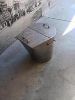 Grote stevige en degelijke kolenemmer, Ophalen, Gebruikt, Aluminium, Met deksel