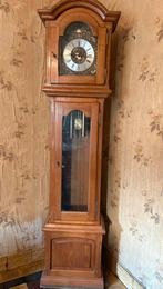 Horloge de parquet, Enlèvement