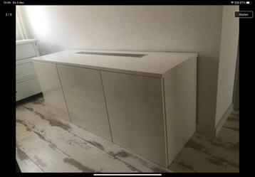 Radiator ombouw met kast beschikbaar voor biedingen