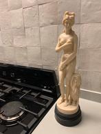 Vintage groot Venus beeld klassiek vrouwenbeeld op sokkel, Ophalen of Verzenden, Zo goed als nieuw