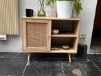 A small dressoir, Huis en Inrichting, Kasten | Dressoirs, Ophalen, Zo goed als nieuw